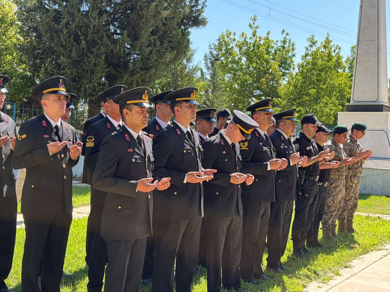 Muğla’da 15 Temmuz Programı Kapsamında Şehitlik Ziyareti Gerçekleştirildi 2